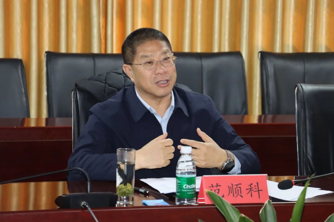 中國有色金屬工業協會黨委副書記范順科一行蒞臨明泰鋁業調研