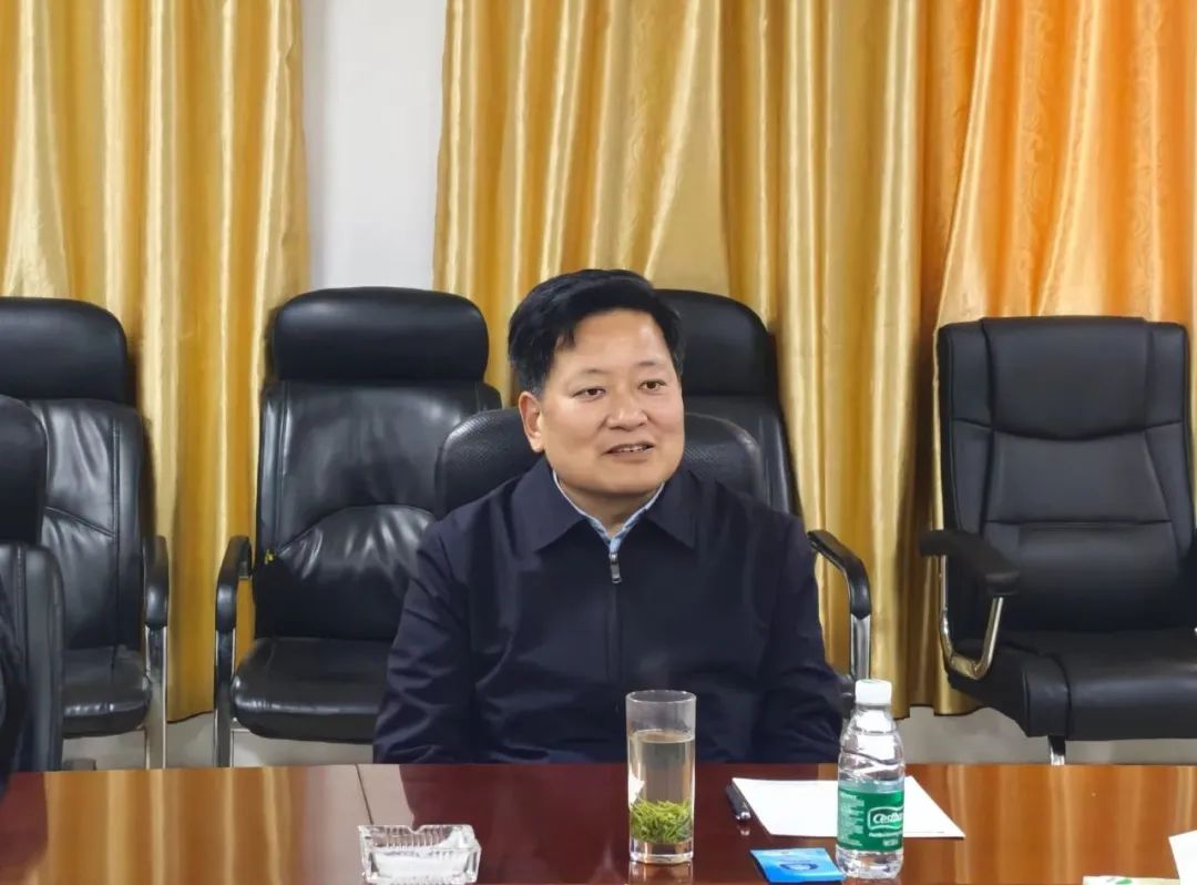 鞏義市委書記袁聚平到明泰鋁業(yè)調研