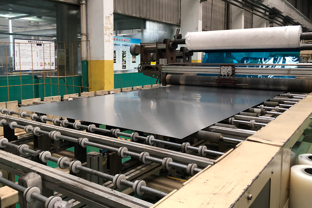 貨源廠家3005耐腐蝕鋁板 燈頭料用3005鋁板性能優良_價格低 貨源廠家3005耐腐蝕鋁板 燈頭料用3005鋁板性能優良_價格低